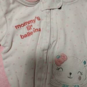Infant girl sleeper.              6/$15